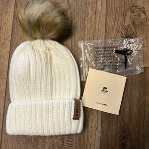 NEW! Furtalk Beanie w/ Pom Pom, Winter, Gift, White w/ Brown Pom, OSFM